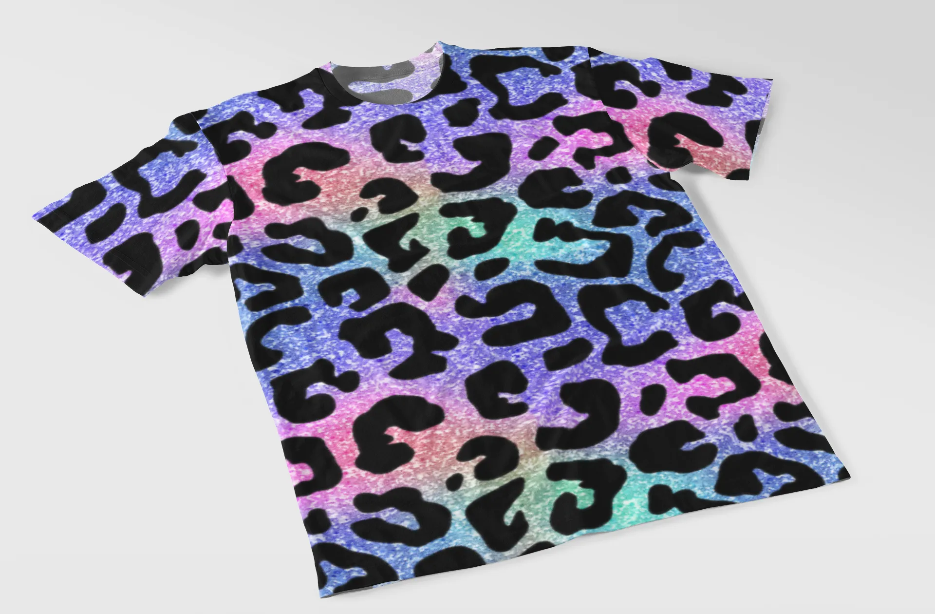 Glittery Cheetah Print Women's All Over Printed T-Shirt